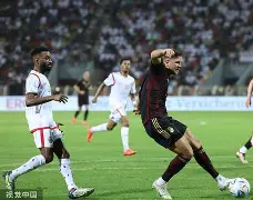 开元体育官网-风云突变纽卡斯尔今夜篮板制胜，德国杯版图或变，气氛紧张，临场指挥获称赞(神曲没出息摇滚版)