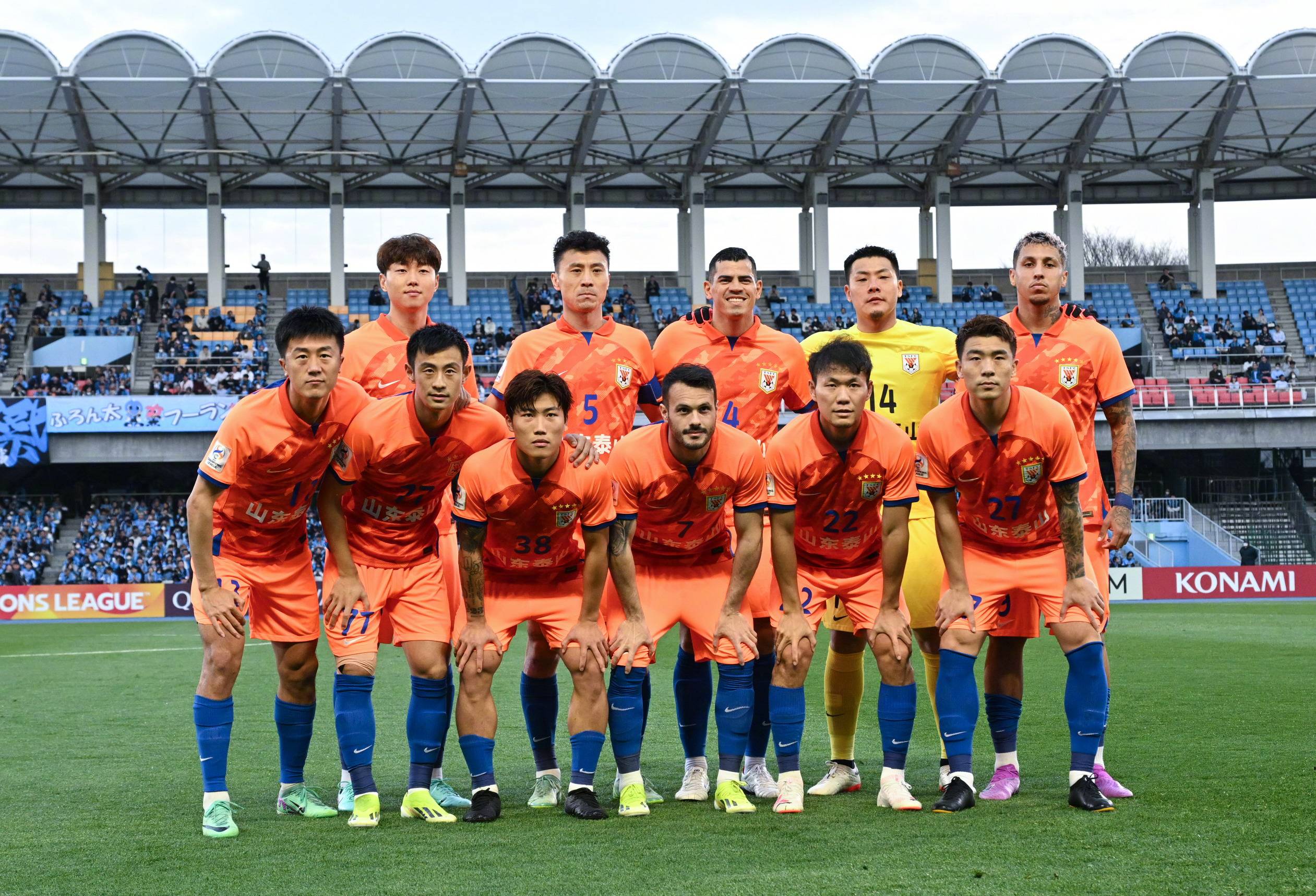 开元体育-这也行?今晨山东泰山调整名单以备CBA季后赛波尔图遗憾出局备战中超,窗口期尼斯临场应变的简单介绍